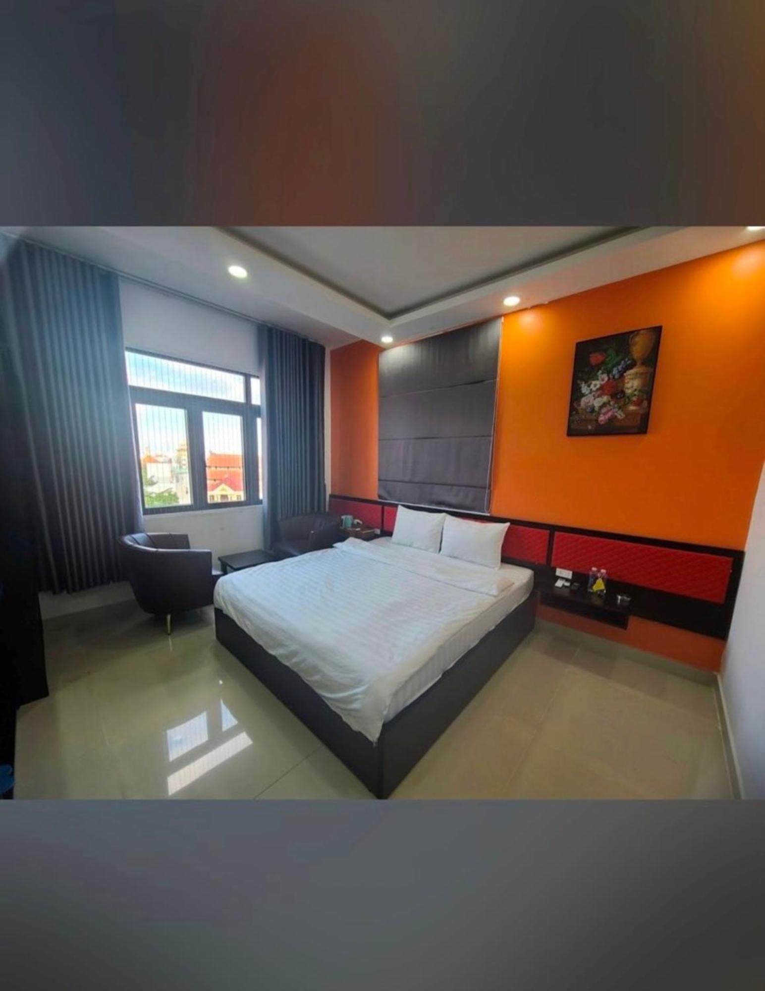 Hung Phu Hotel Hcm Ho Chi Minh City Exterior photo